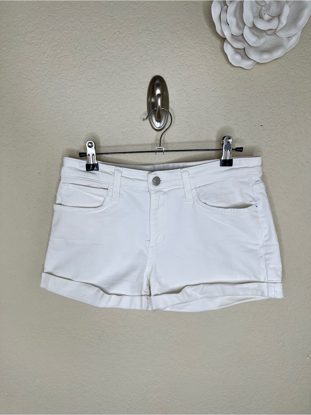 NTM: JOE’S Jeans White Denim Cuffed Shorts Size 27 Made in USA